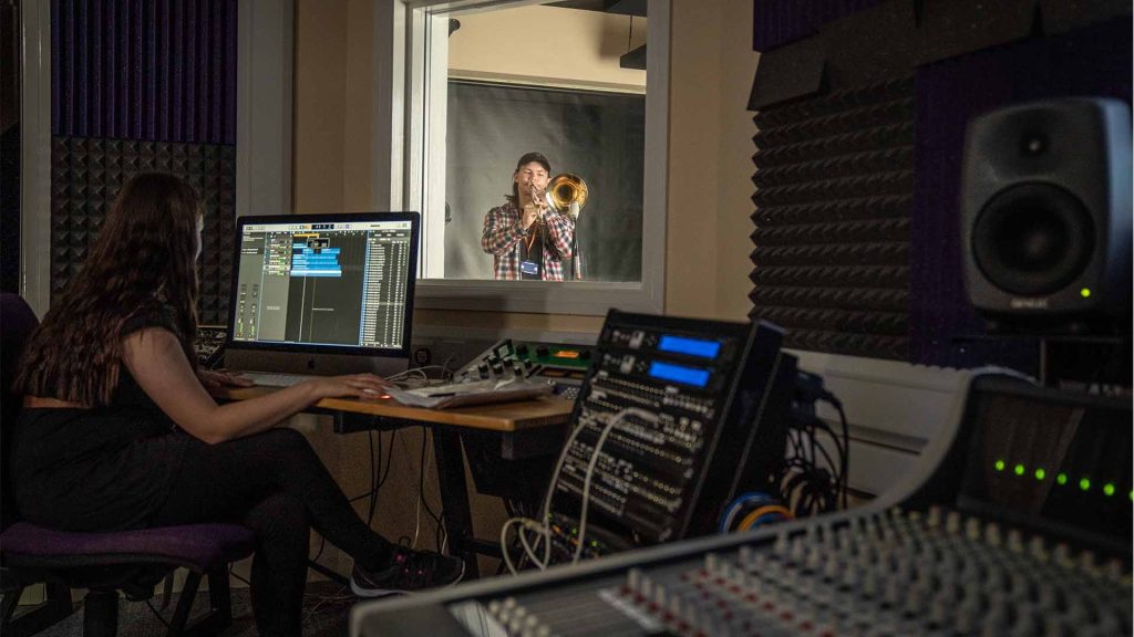 Nurturing Musical Creativity: Exploring Music Production Courses in Hong Kong